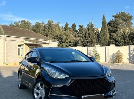 Hyundai Elantra 2012