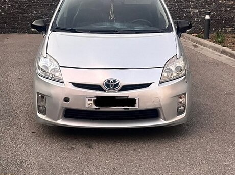 Toyota Prius 2011