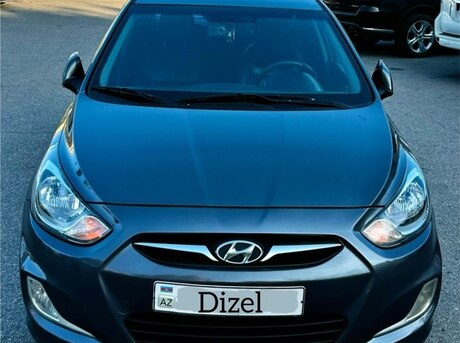 Hyundai Accent 2011