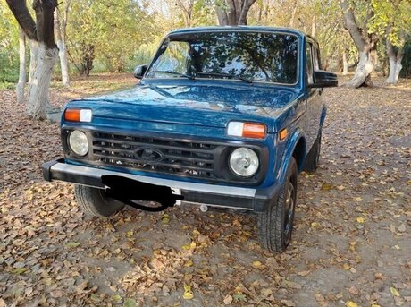 LADA (VAZ) Niva 2012