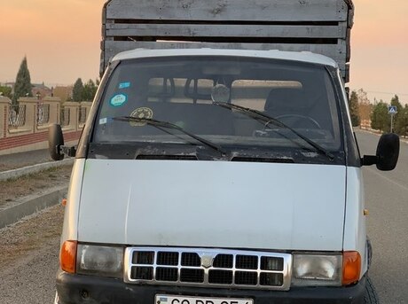 GAZ 2705 2000