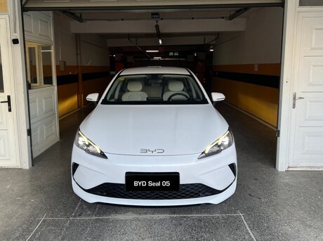 BYD Seal 05