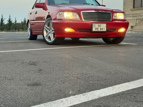 Mercedes C 240