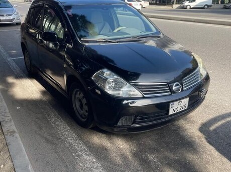 Nissan Tiida 2006