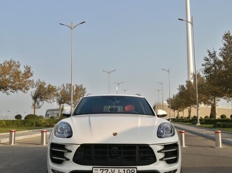 Porsche Macan Turbo 2014
