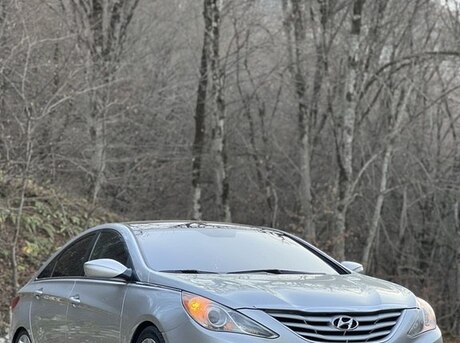 Hyundai Sonata 2012