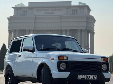 LADA (VAZ) Niva 2013
