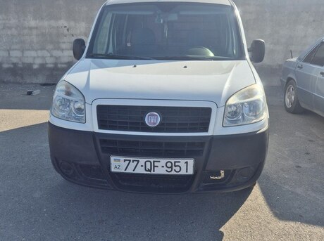 Fiat Doblo 2010