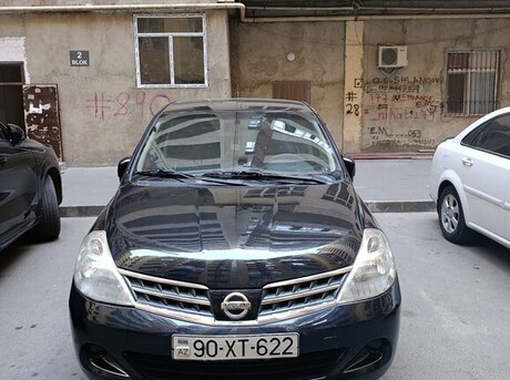 Nissan Tiida 2012