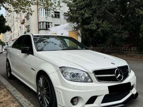 Mercedes C 63 AMG