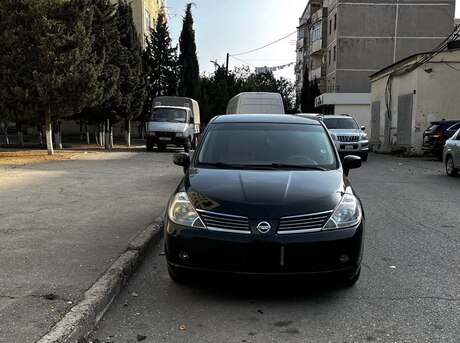 Nissan Tiida 2008