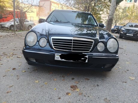 Mercedes E 240 2000