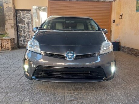 Toyota Prius 2014