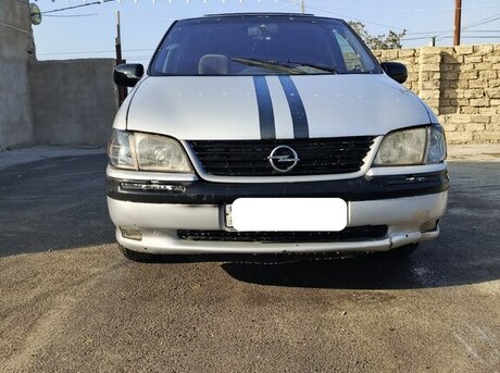Opel Sintra 1998