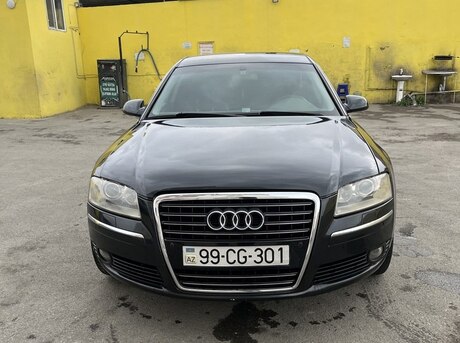 Audi A8 2004