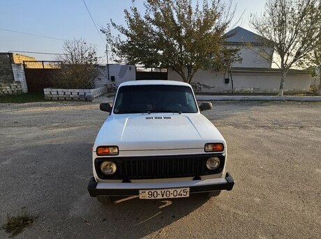 LADA (VAZ) Niva 2012