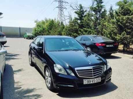 Mercedes E 220