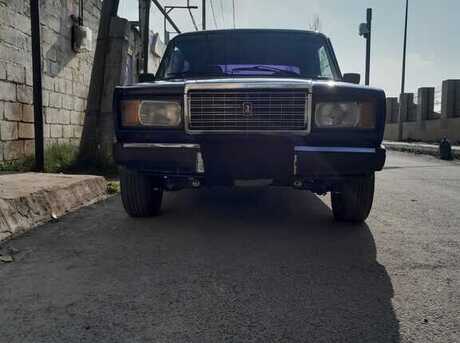 LADA (VAZ) 2107 2000