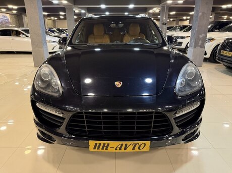 Porsche Cayenne GTS