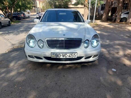 Mercedes E 220 2005
