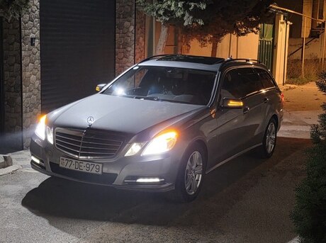 Mercedes E 220 2011