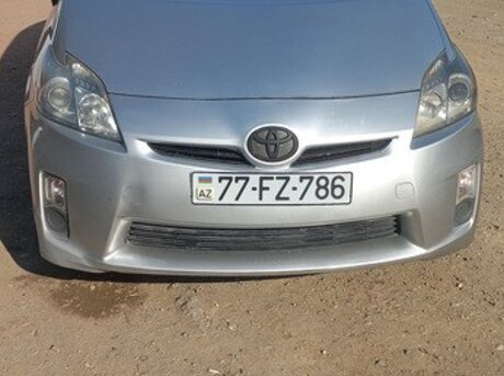 Toyota Prius 2011