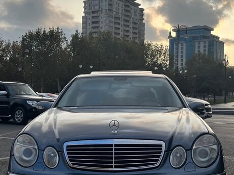 Mercedes E 240 2005