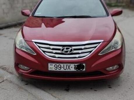 Hyundai Sonata 2010