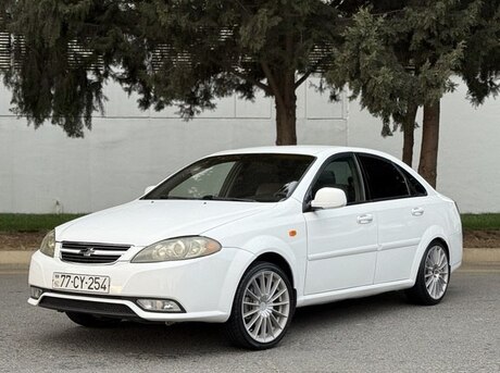 Daewoo Gentra 2014
