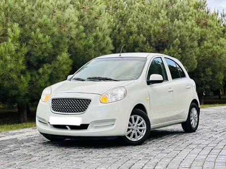 Nissan Micra 2011