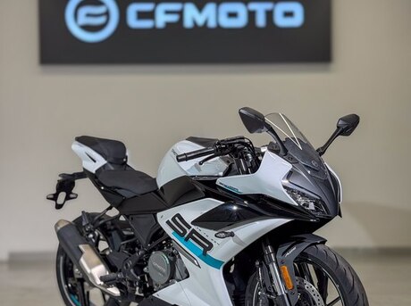 CFMOTO 300 SR