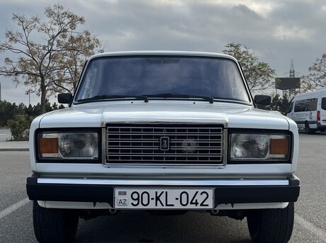 LADA (VAZ) 2107