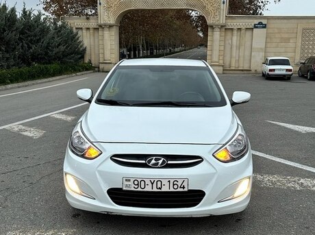 Hyundai Accent 2015
