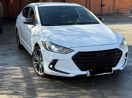 Hyundai Avante 2015
