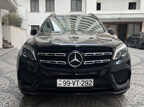Mercedes GLS 450 4MATIC