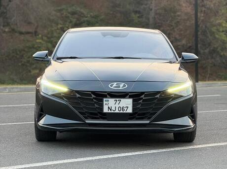 Hyundai Elantra 2021