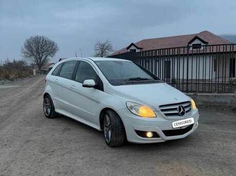 Mercedes B 180 2009