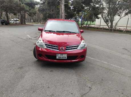 Nissan Tiida 2012