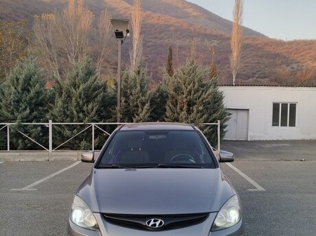 Hyundai i30 2011