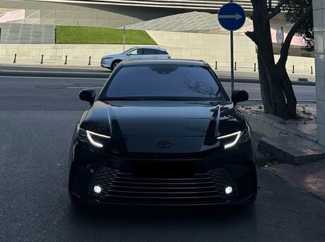 Toyota Camry 2024