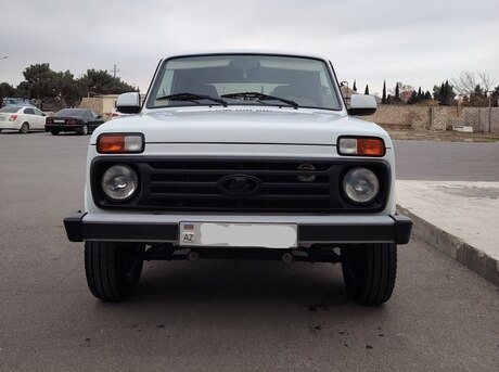 LADA (VAZ) Niva 2016
