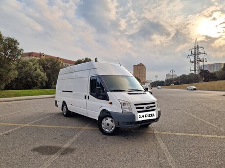 Ford Transit 2011