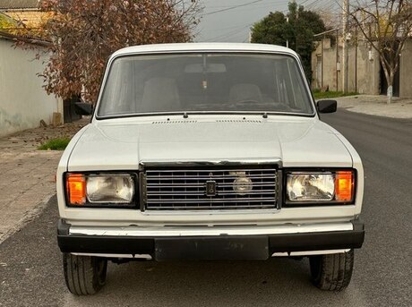 LADA (VAZ) 2107 2010