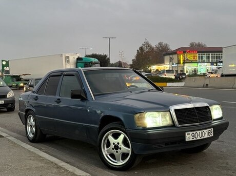 Mercedes 190 1990