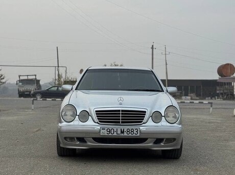 Mercedes E 240 2000