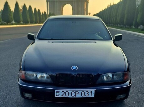 BMW 523 1998
