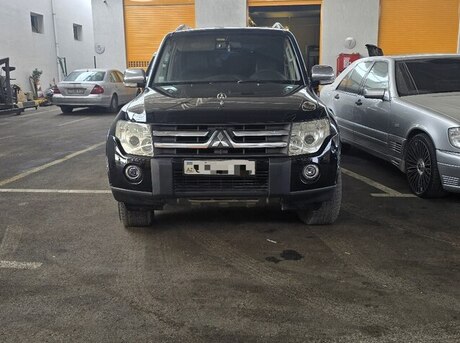 Mitsubishi Pajero 2007