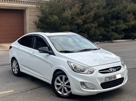 Hyundai Accent 2011