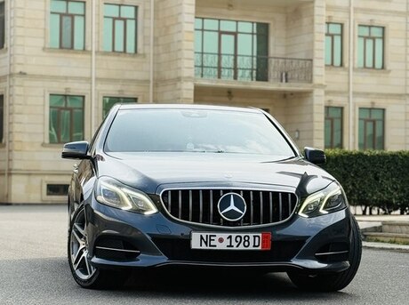 Mercedes E 220