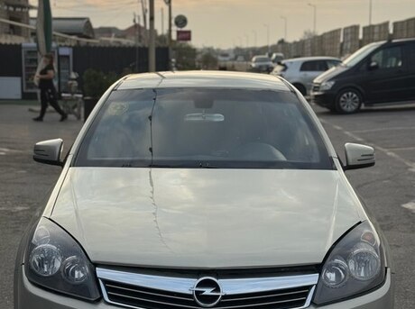 Opel Astra 2007